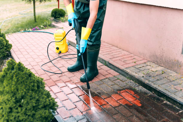 Professional Pressure Washing Services in Mendota, IL
